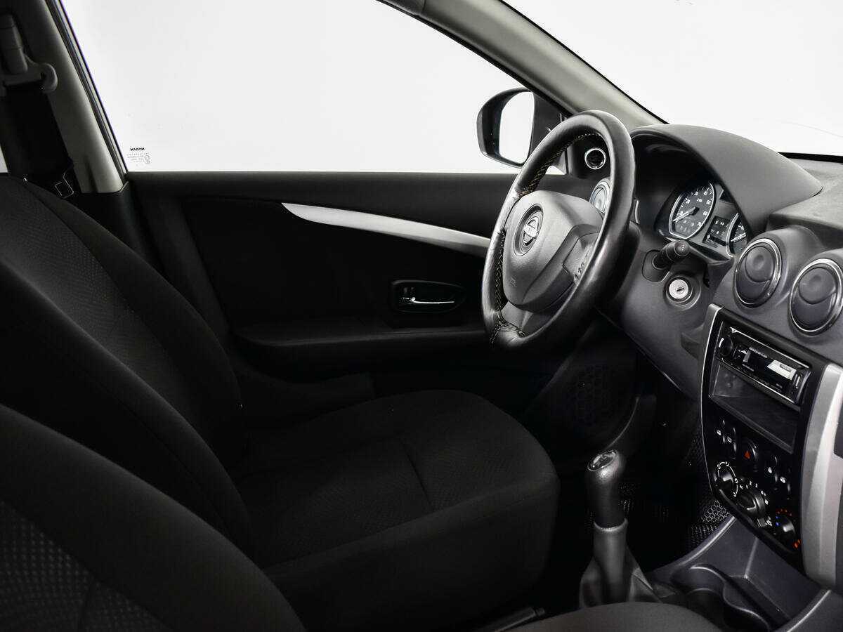 Купить Nissan Almera с пробегом. Фото: #8