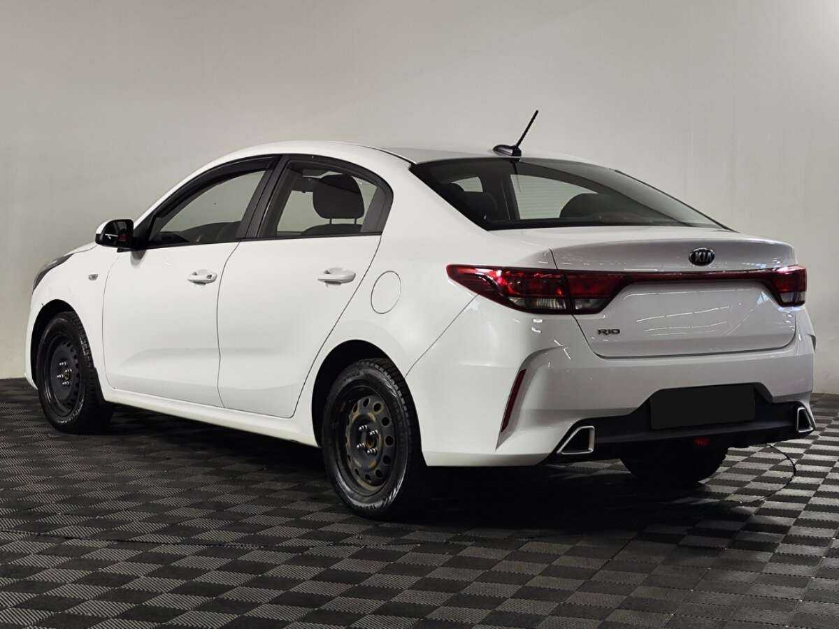 Купить Kia Rio с пробегом. Фото: #4