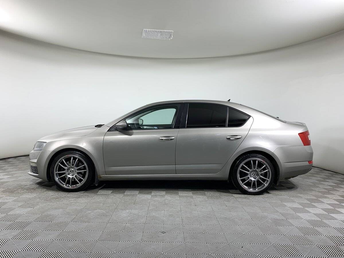 Купить Skoda Octavia с пробегом. Фото: #7