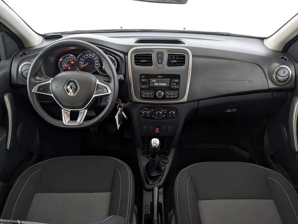 Купить Renault Sandero с пробегом. Фото: #11