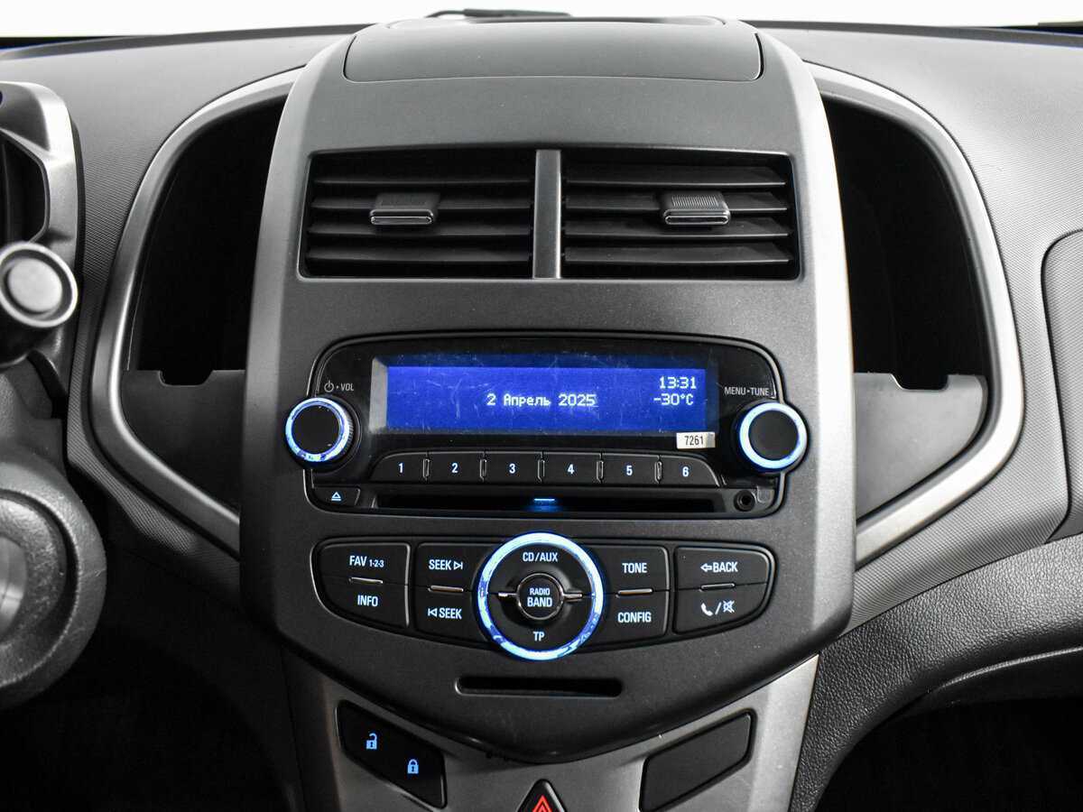 Купить Chevrolet Aveo с пробегом. Фото: #16