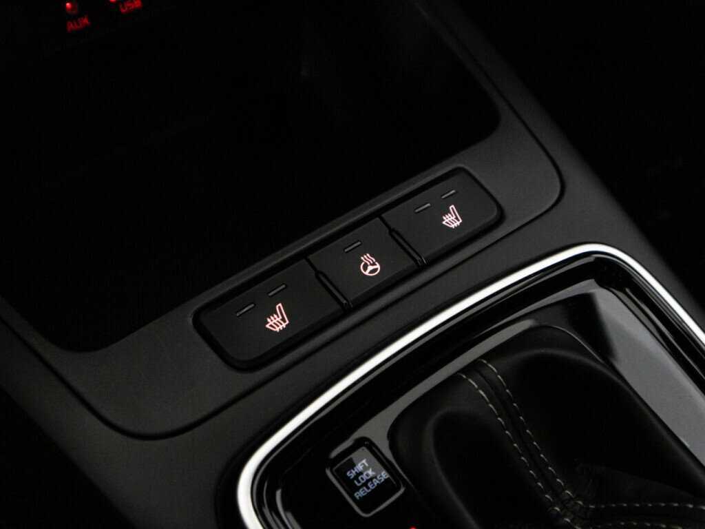 Купить Kia Rio с пробегом. Фото: #18