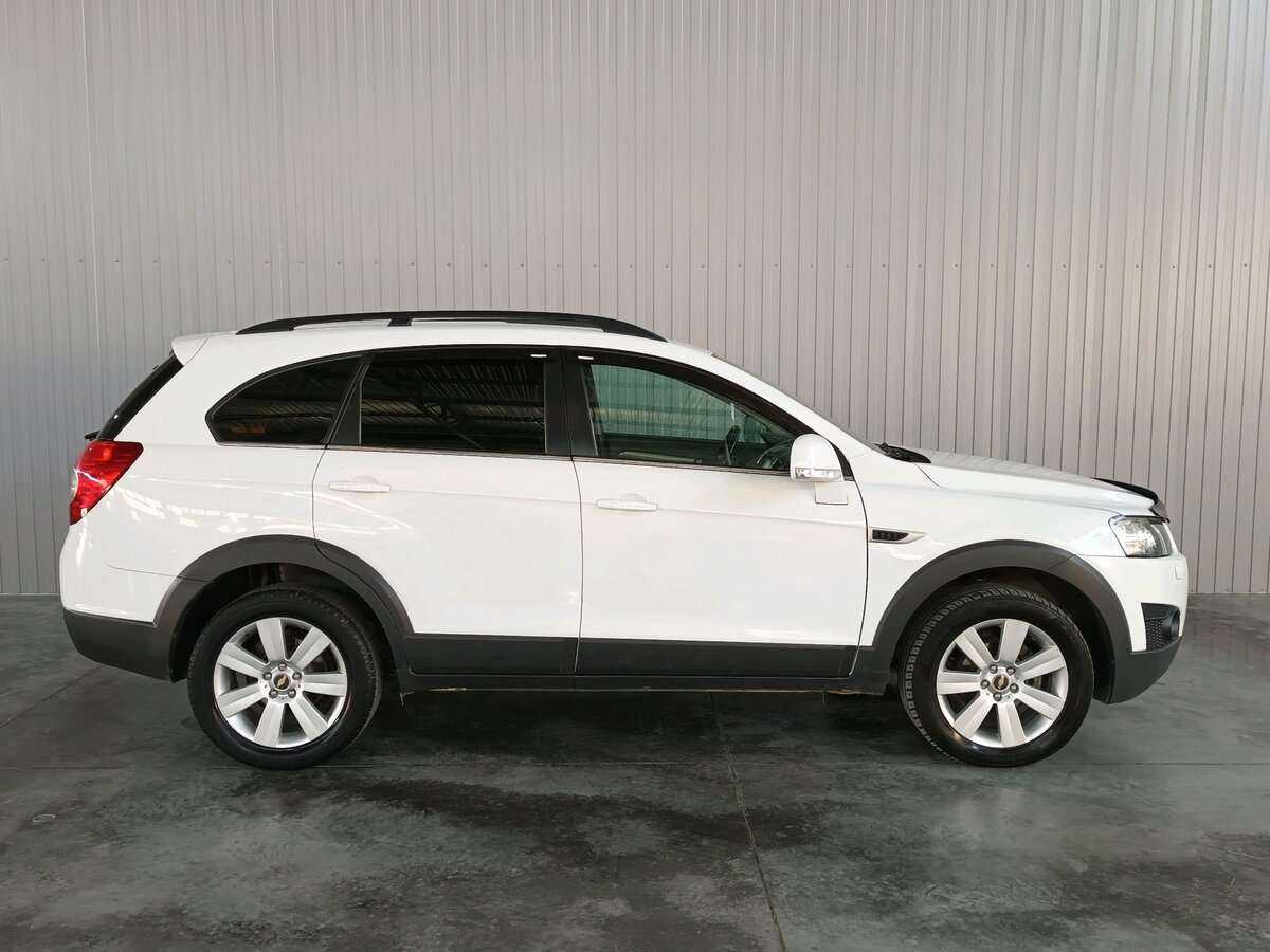 Купить Chevrolet Captiva с пробегом. Фото: #3