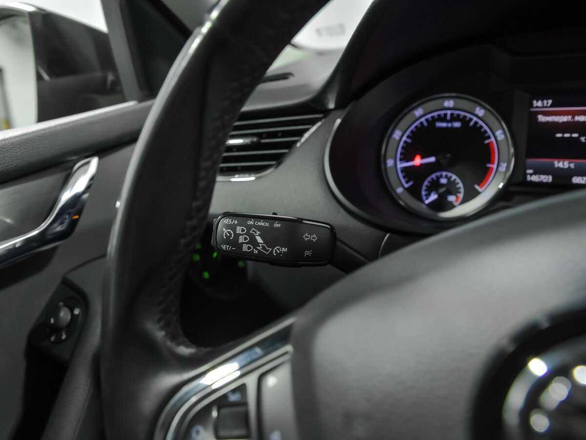 Купить Skoda Octavia с пробегом. Фото: #6