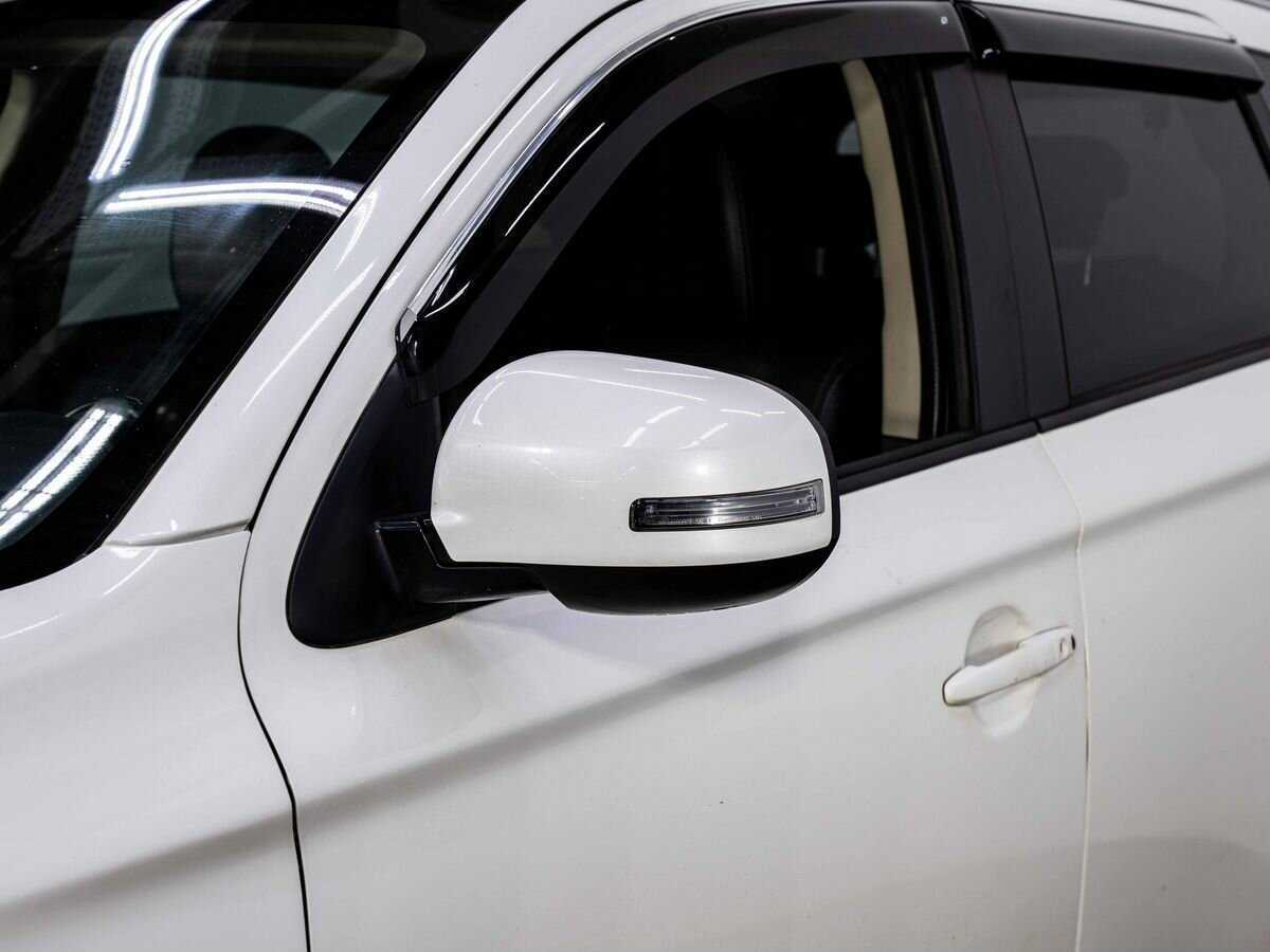 Купить Mitsubishi Outlander с пробегом. Фото: #7