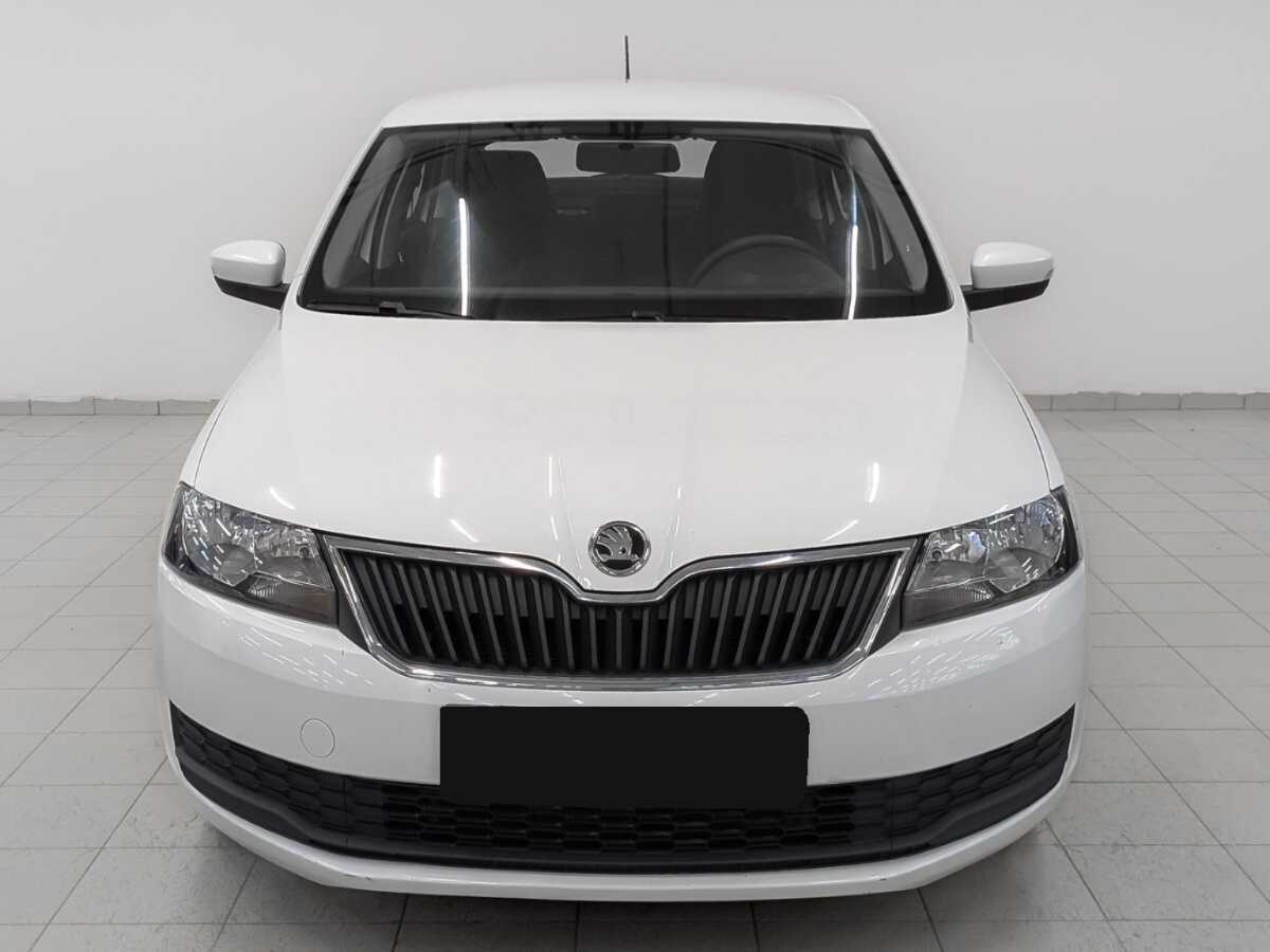 Купить Skoda Rapid с пробегом. Фото: #1