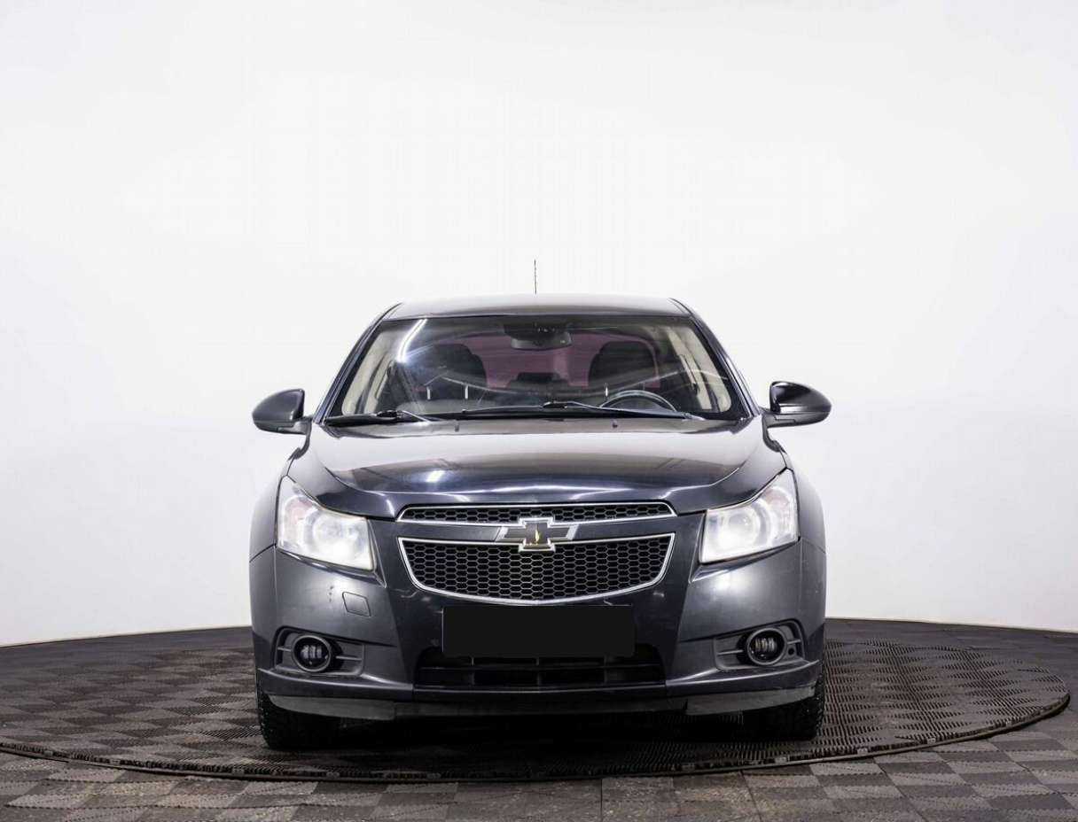 Купить Chevrolet Cruze с пробегом. Фото: #1