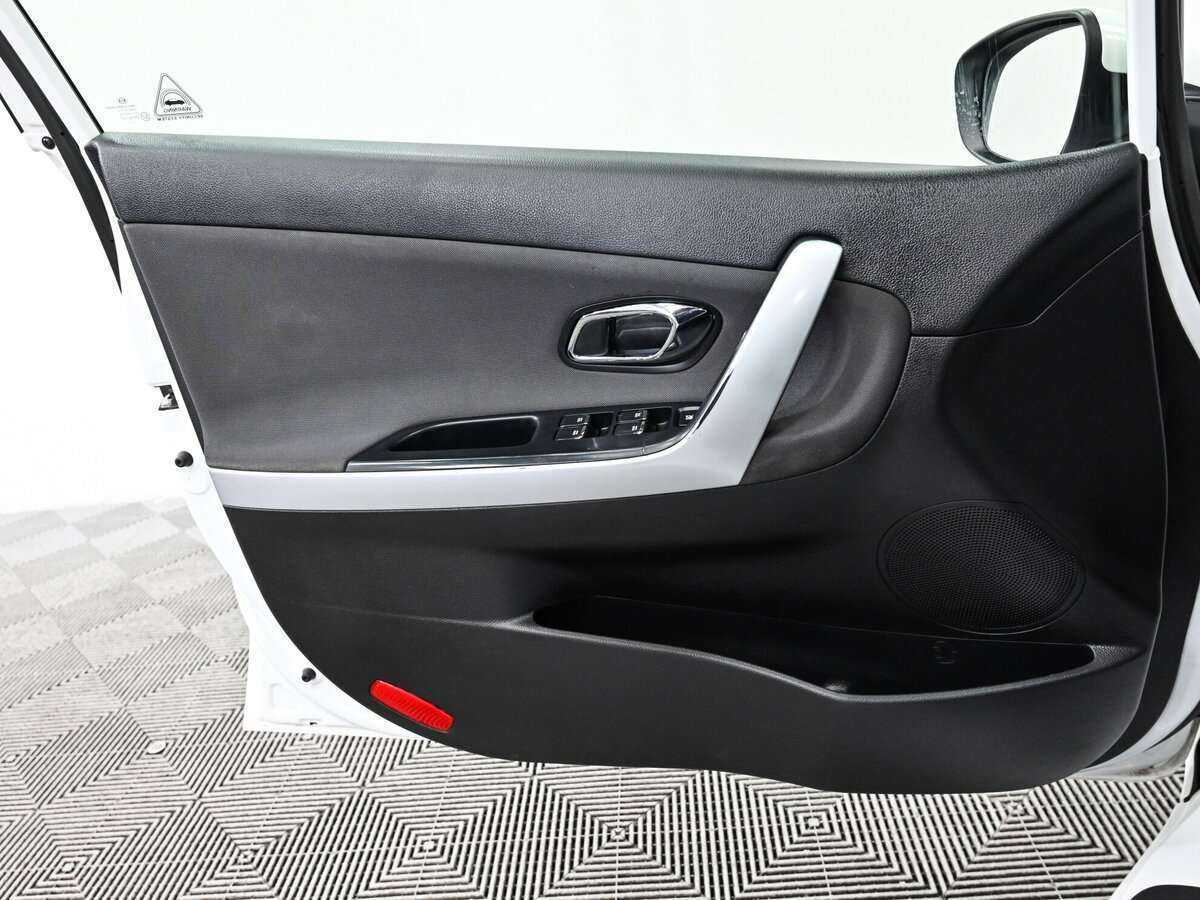 Купить Kia Ceed с пробегом. Фото: #8