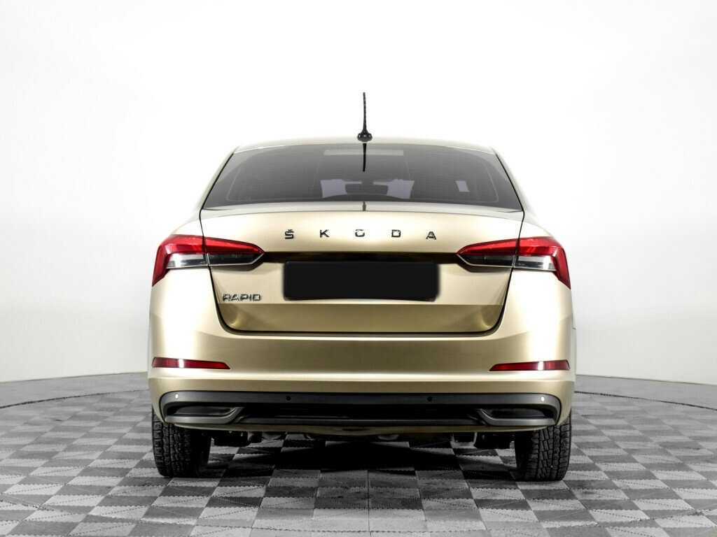 Купить Skoda Rapid с пробегом. Фото: #4