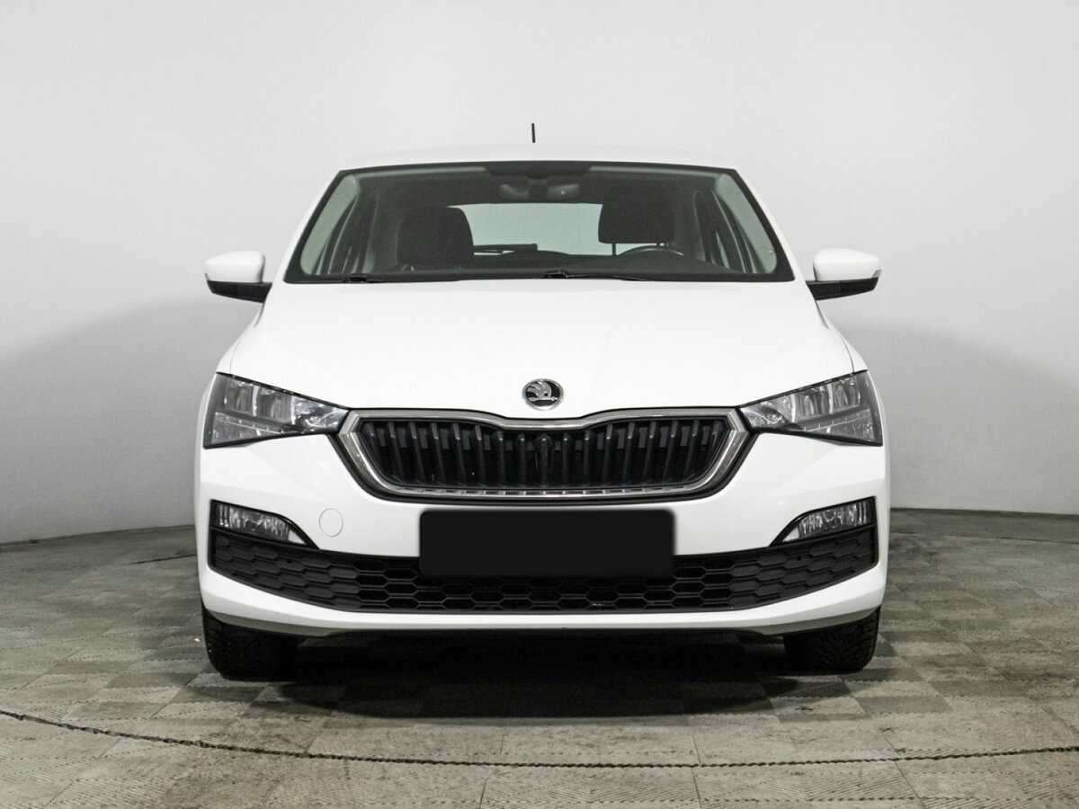 Купить Skoda Rapid с пробегом. Фото: #1
