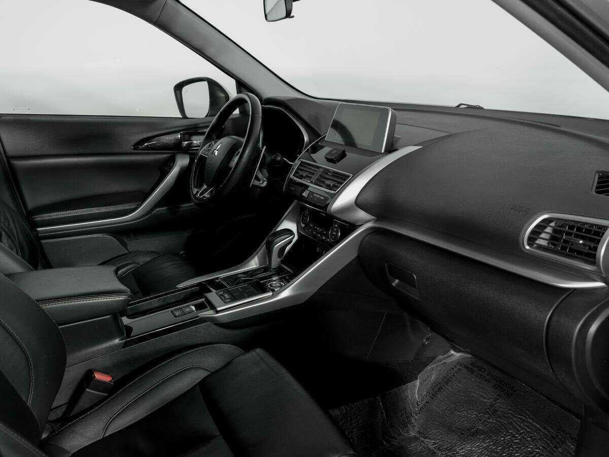 Купить Mitsubishi Eclipse Cross с пробегом. Фото: #8