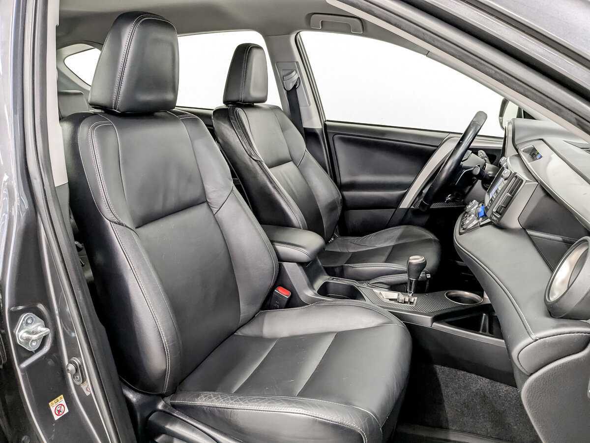 Купить Toyota RAV4 с пробегом. Фото: #21