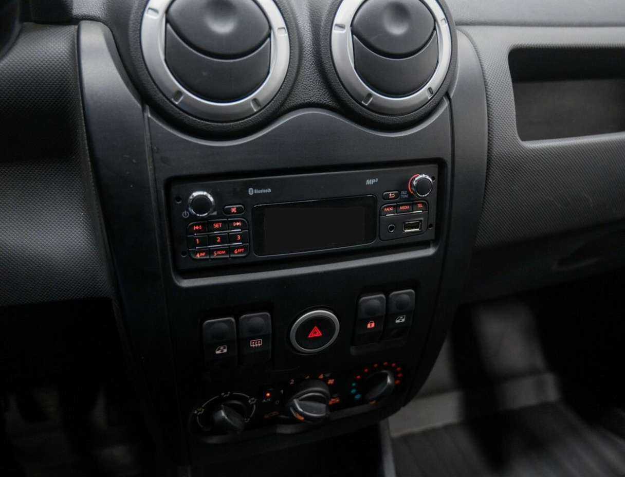 Купить Lada (ВАЗ) Largus с пробегом. Фото: #17