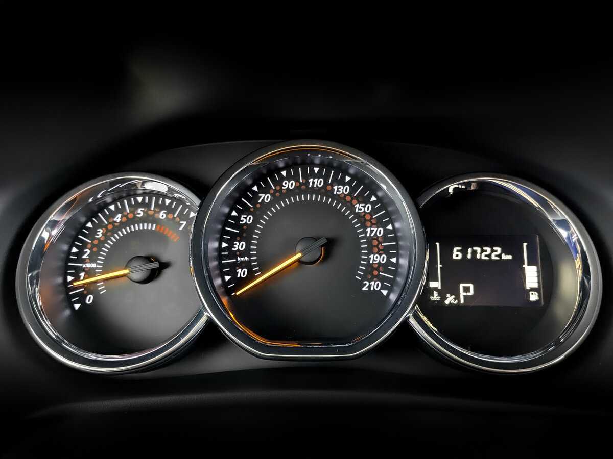 Купить Renault Sandero с пробегом. Фото: #10