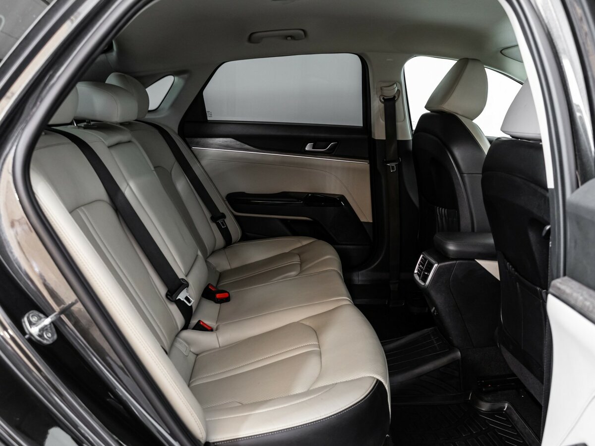 Купить Kia K5 с пробегом. Фото: #15