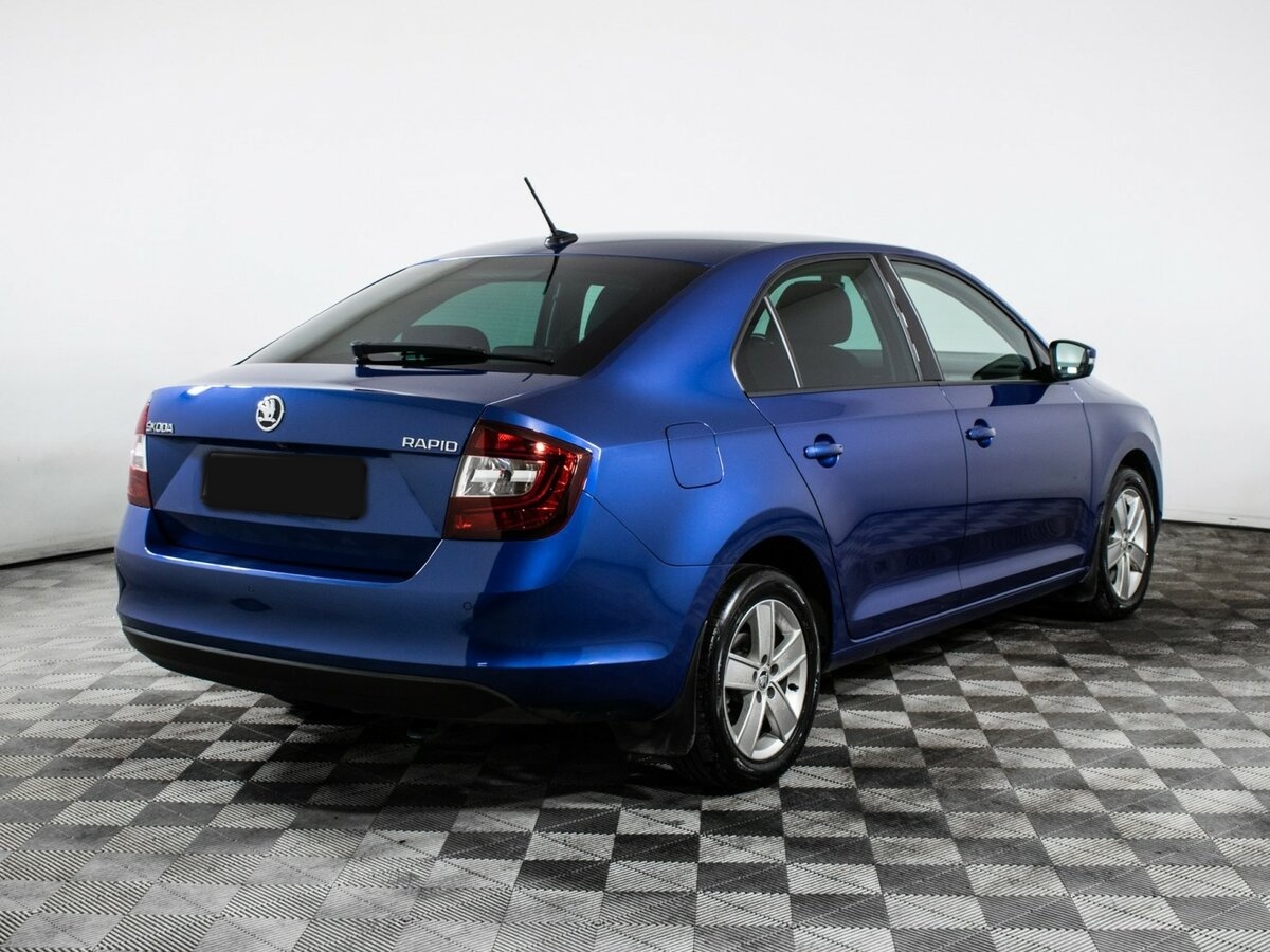 Купить Skoda Rapid с пробегом. Фото: #3