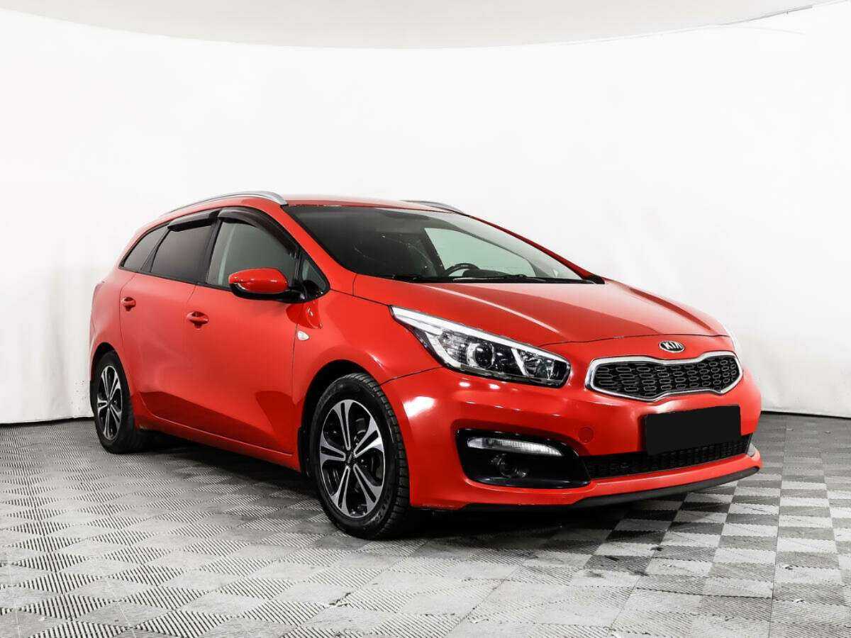 Купить Kia Ceed с пробегом. Фото: #2