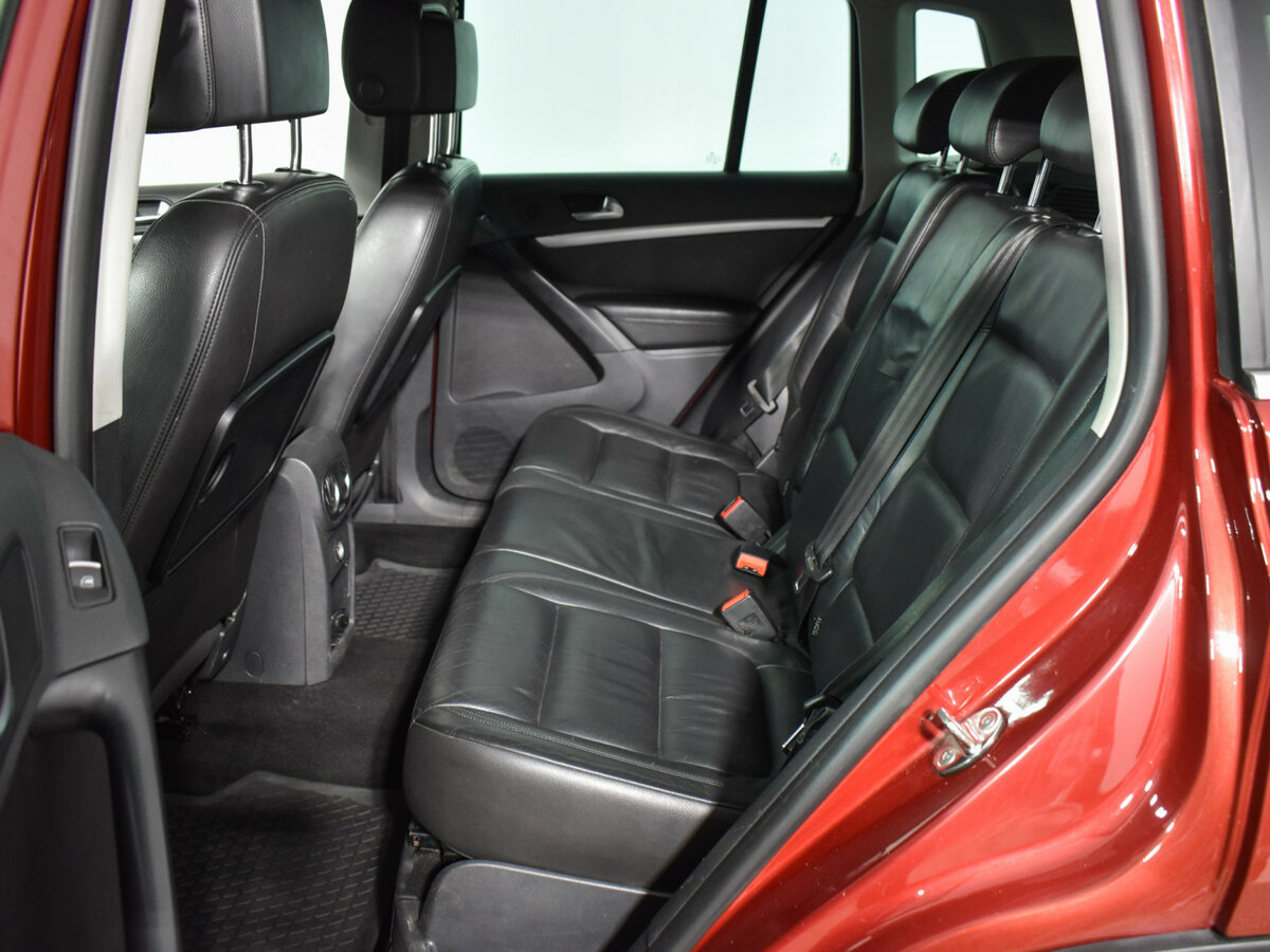 Купить Volkswagen Tiguan с пробегом. Фото: #10