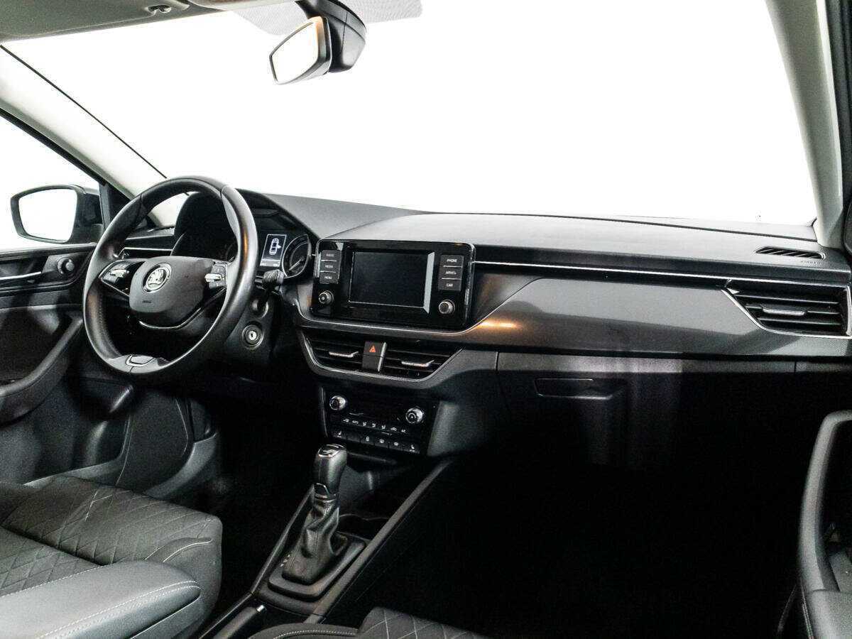 Купить Skoda Rapid с пробегом. Фото: #8