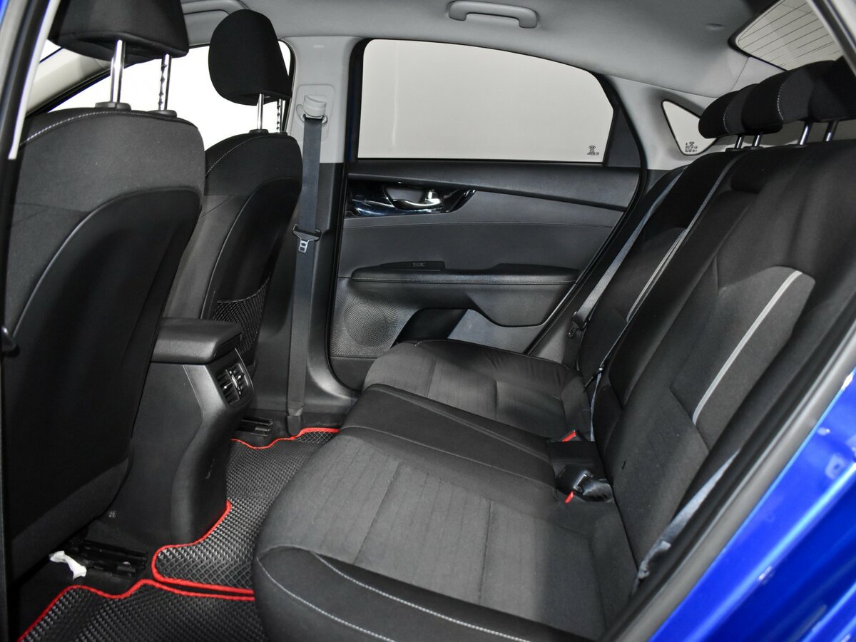 Купить Kia Cerato с пробегом. Фото: #8