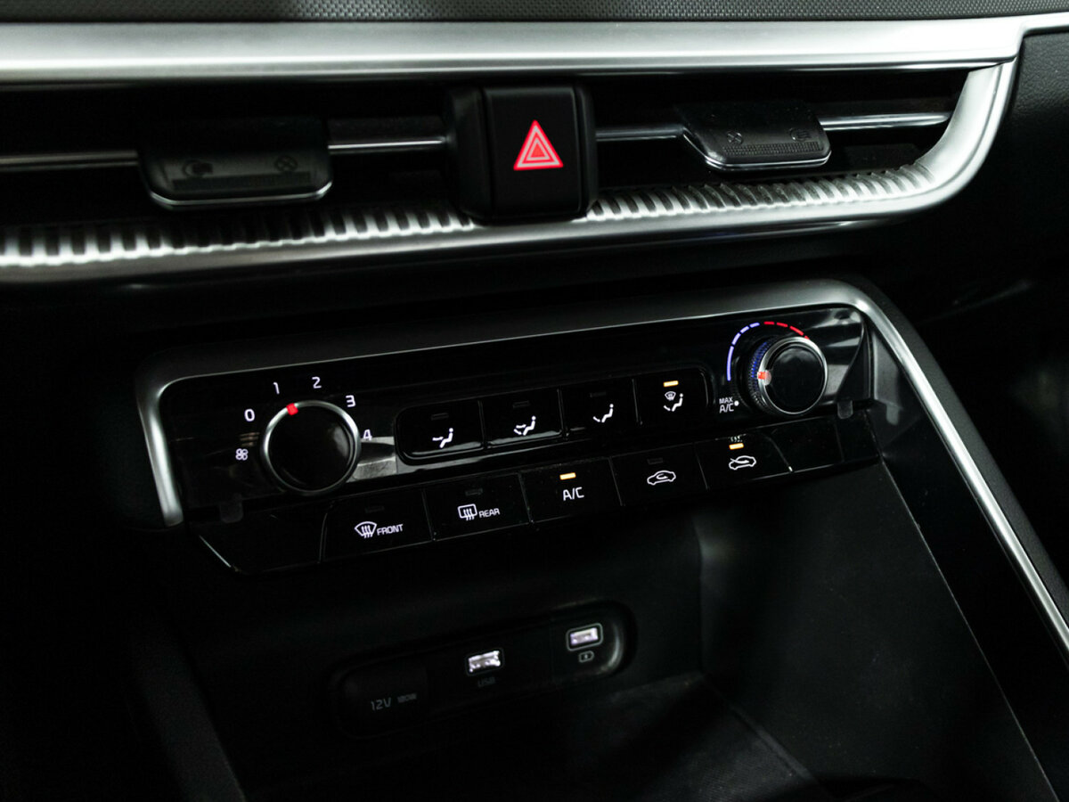 Купить Kia K5 с пробегом. Фото: #16