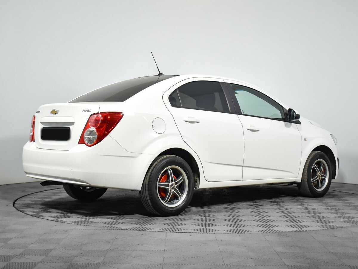 Купить Chevrolet Aveo с пробегом. Фото: #4