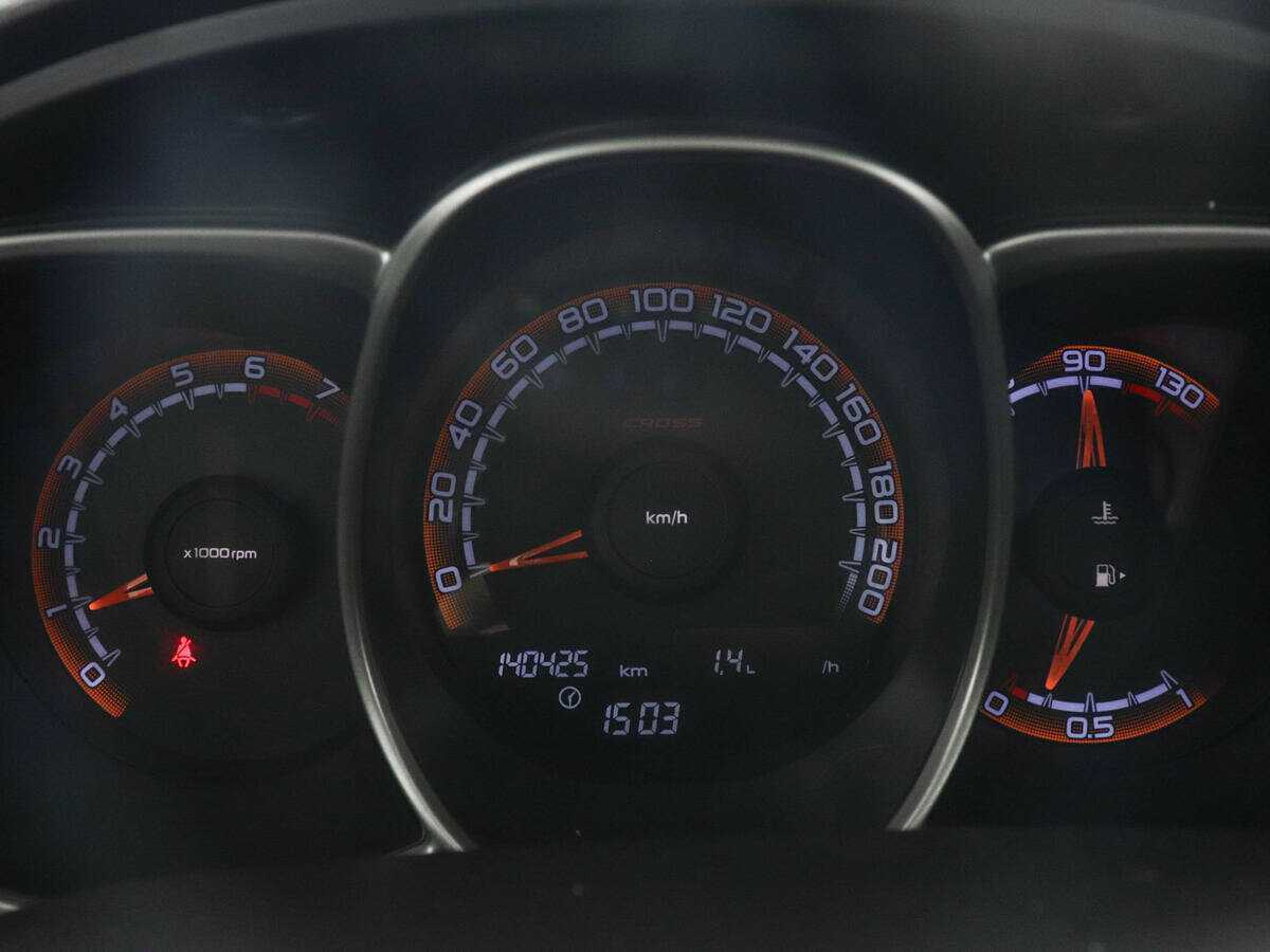 Купить Lada (ВАЗ) Vesta с пробегом. Фото: #10