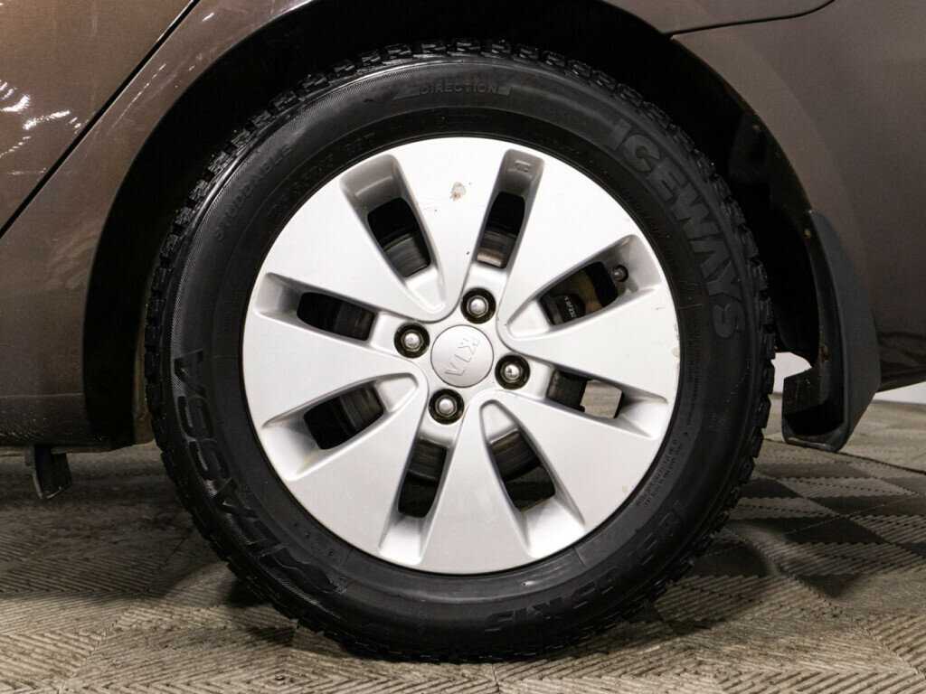 Купить Kia Rio с пробегом. Фото: #16