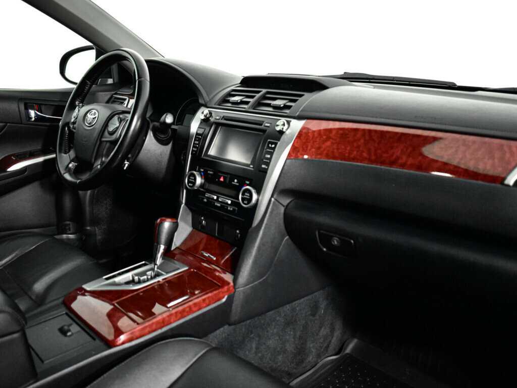 Купить Toyota Camry с пробегом. Фото: #8