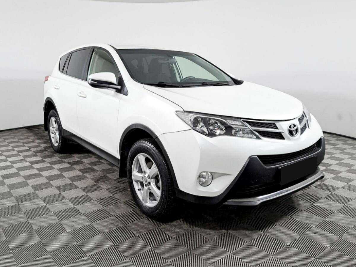 Купить Toyota RAV4 с пробегом. Фото: #2