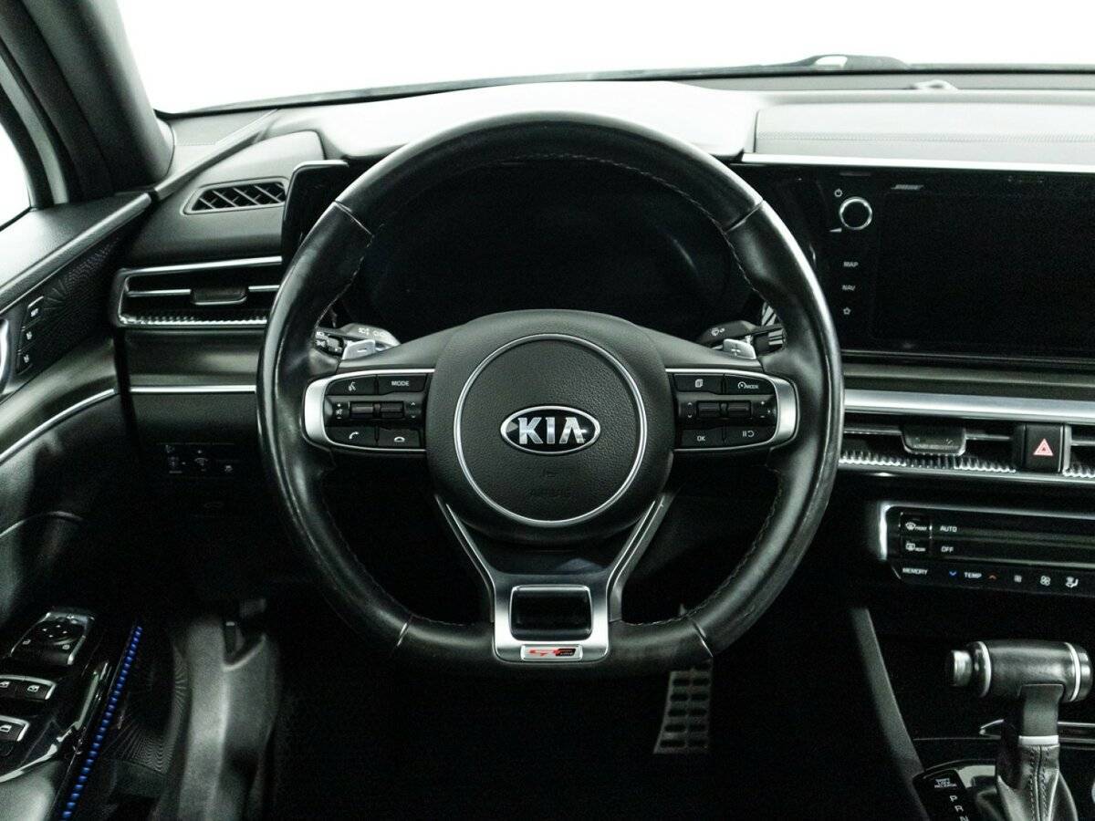 Купить Kia K5 с пробегом. Фото: #24