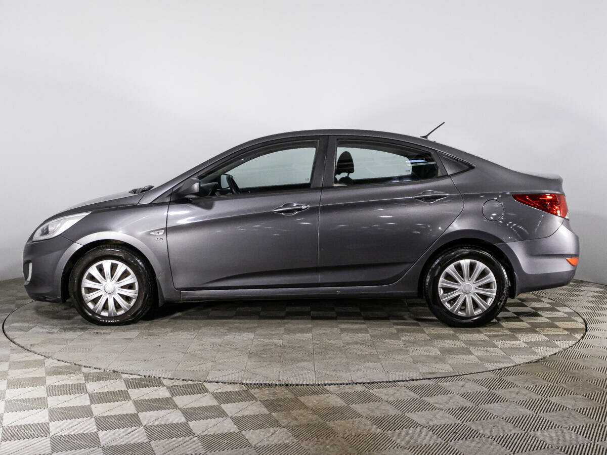 Купить Hyundai Solaris с пробегом. Фото: #7
