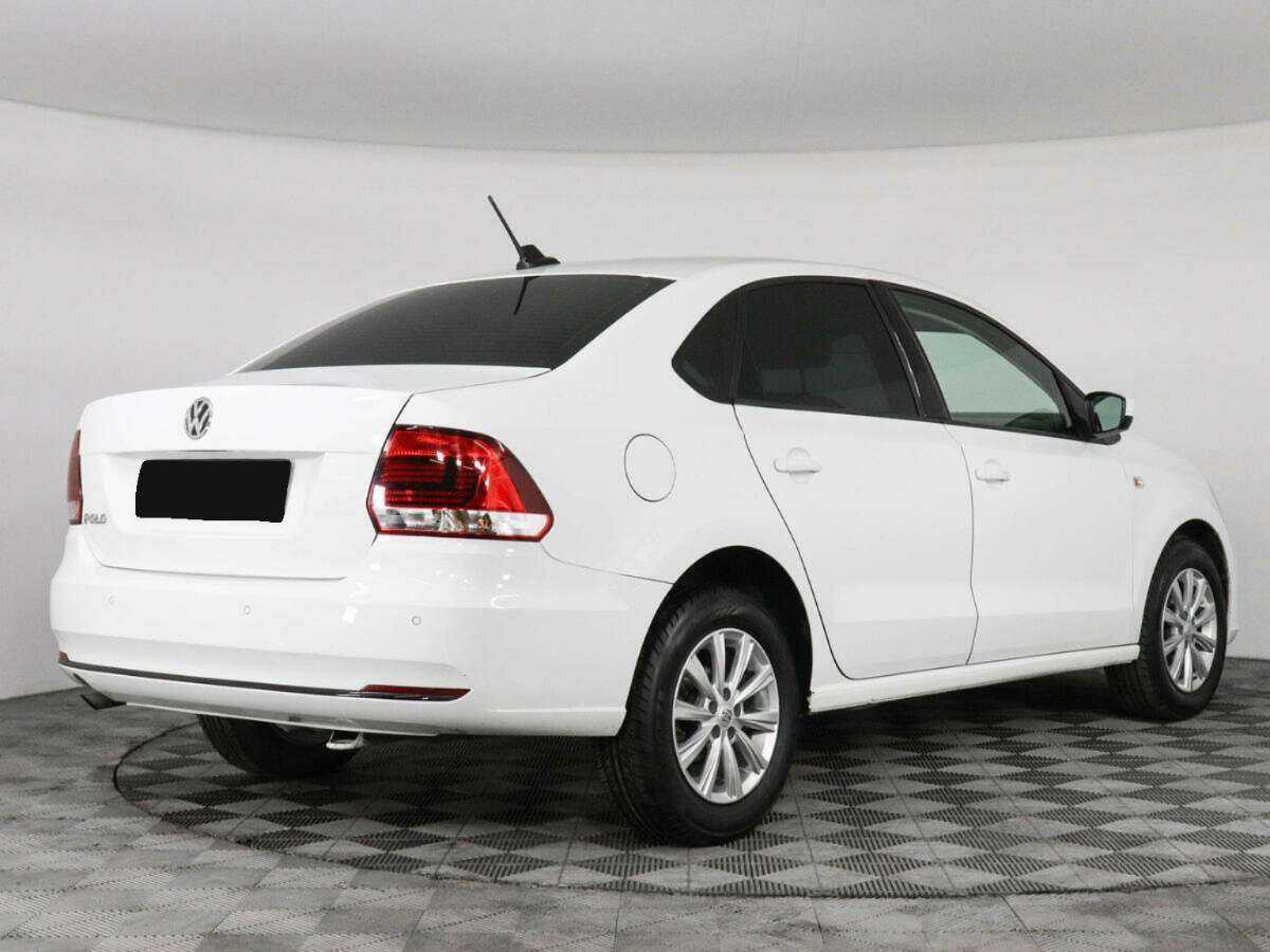 Купить Volkswagen Polo с пробегом. Фото: #4