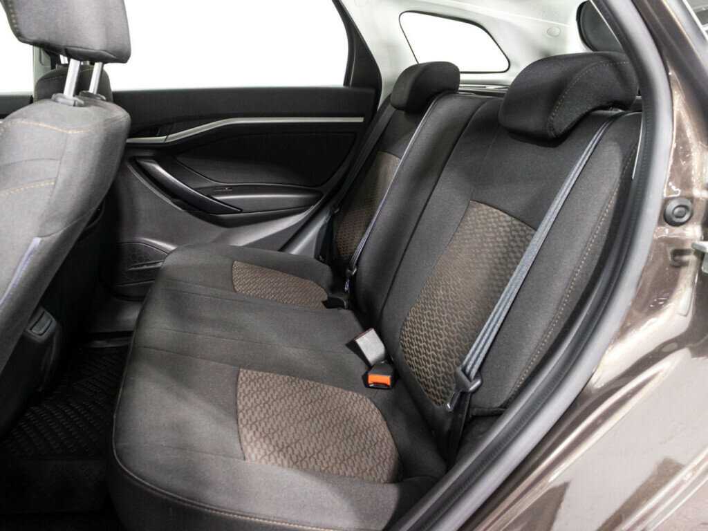 Купить Lada (ВАЗ) Vesta с пробегом. Фото: #9