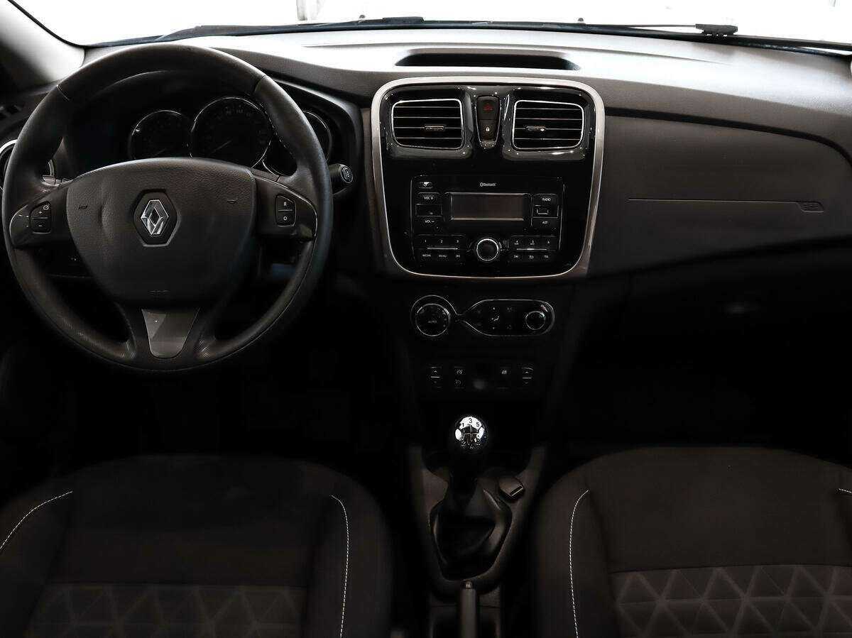 Купить Renault Sandero с пробегом. Фото: #11