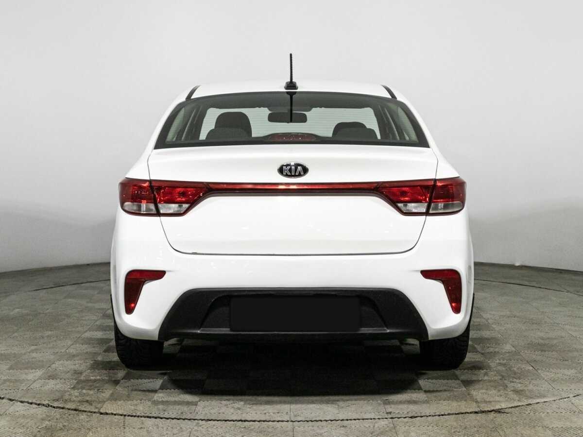 Купить Kia Rio с пробегом. Фото: #5