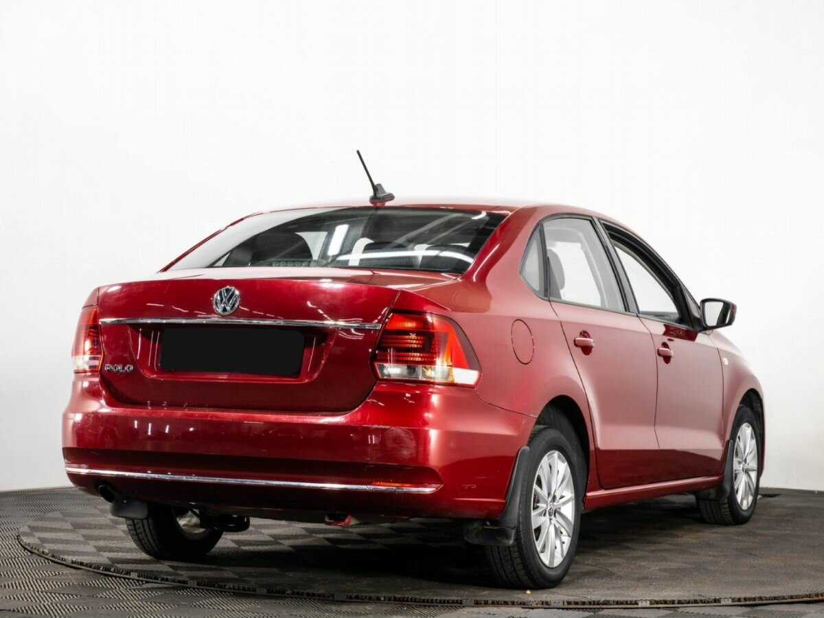 Купить Volkswagen Polo с пробегом. Фото: #1