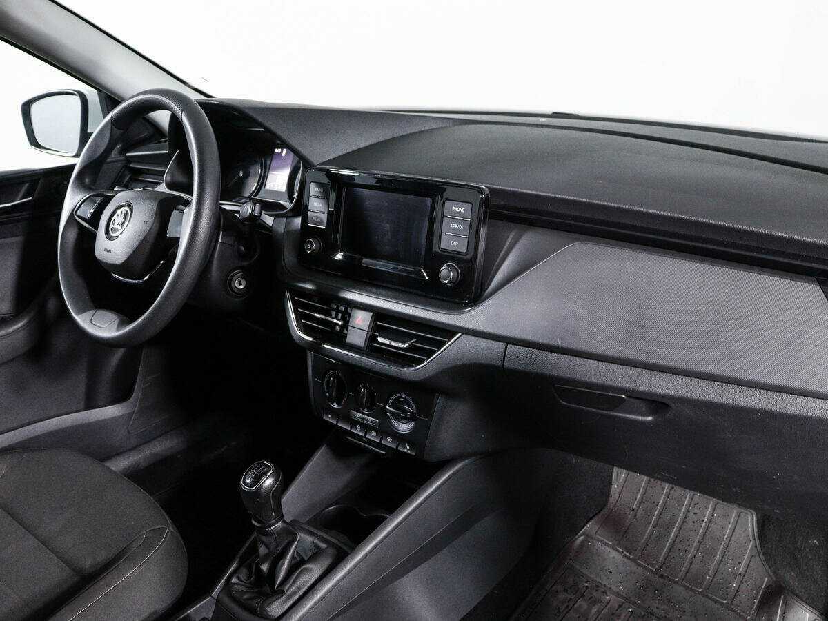 Купить Skoda Rapid с пробегом. Фото: #8
