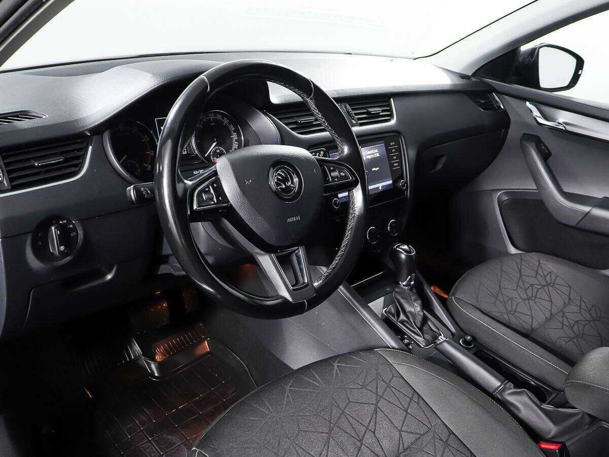 Купить Skoda Octavia с пробегом. Фото: #13