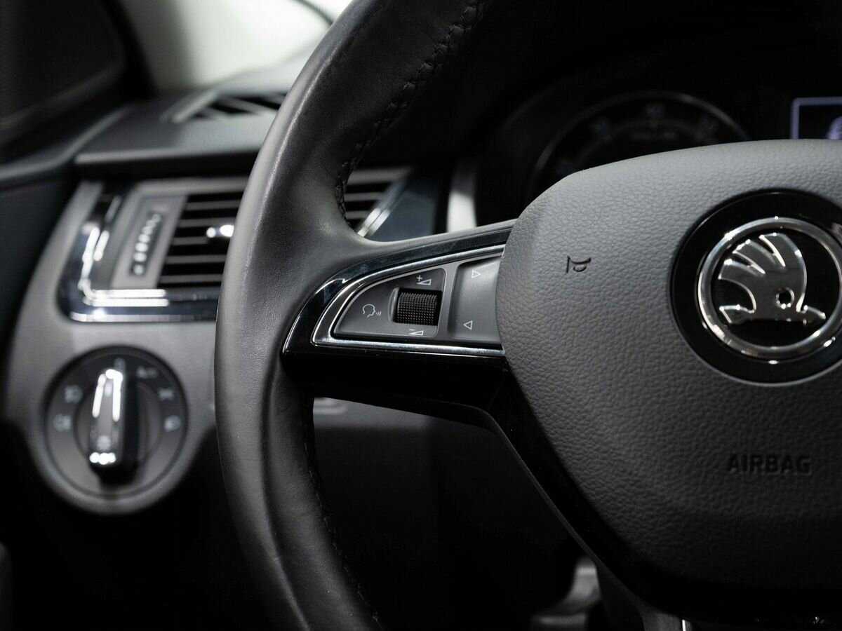 Купить Skoda Rapid с пробегом. Фото: #15