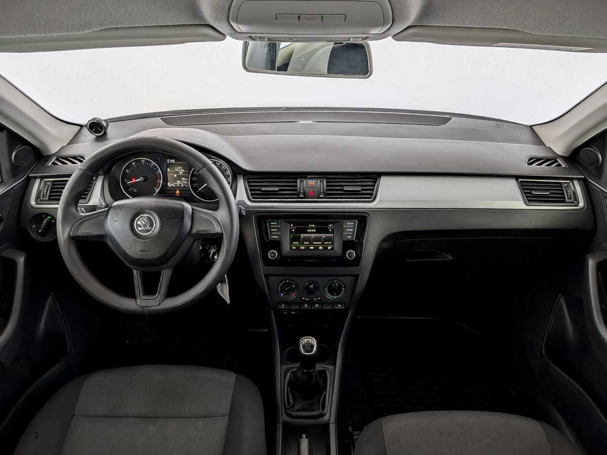 Купить Skoda Rapid с пробегом. Фото: #13