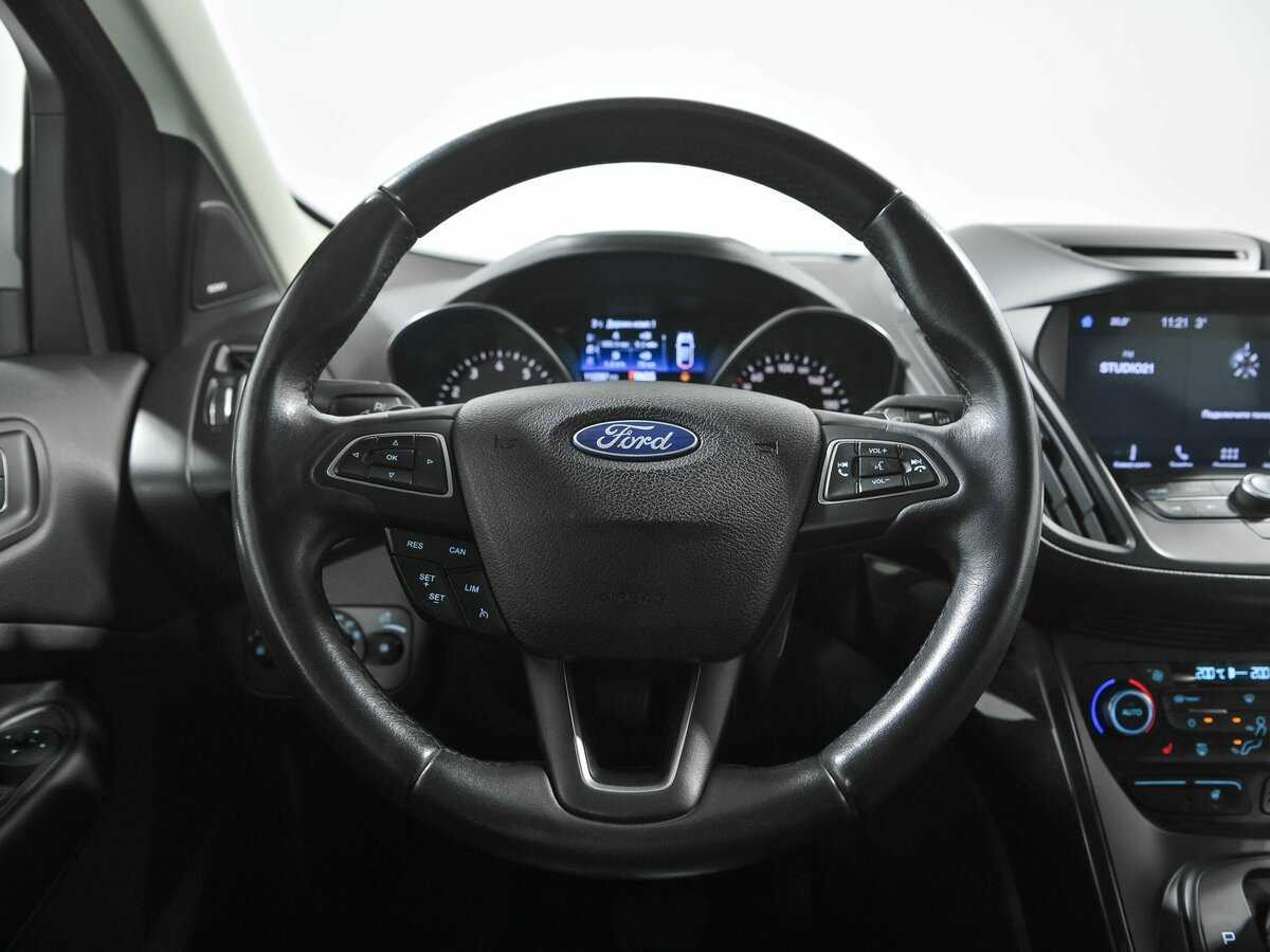 Купить Ford Kuga с пробегом. Фото: #6