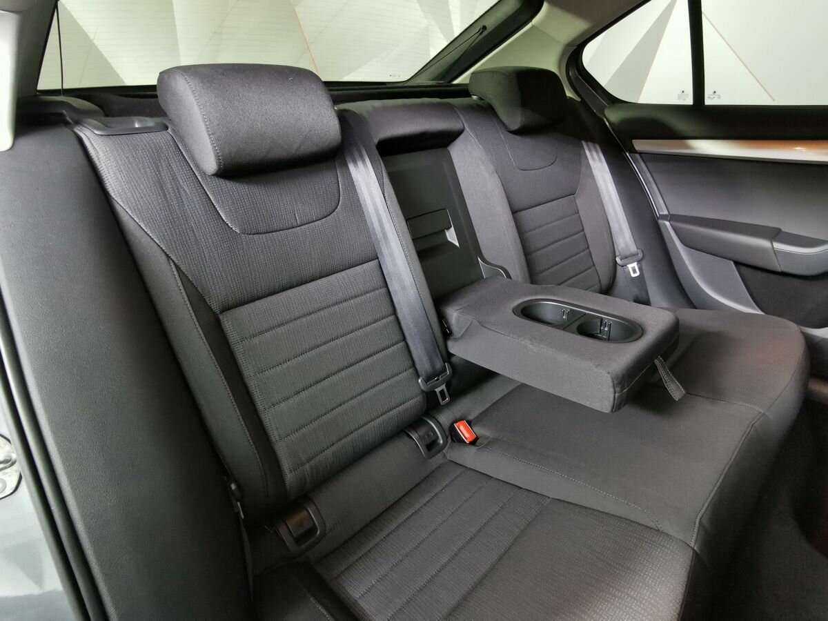 Купить Skoda Octavia с пробегом. Фото: #16