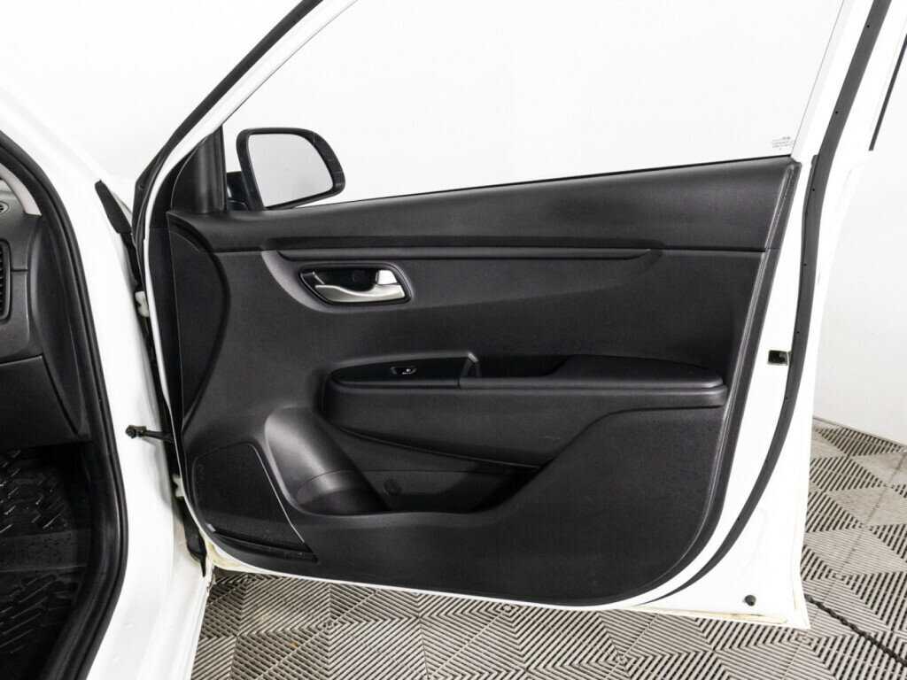 Купить Kia Rio с пробегом. Фото: #26