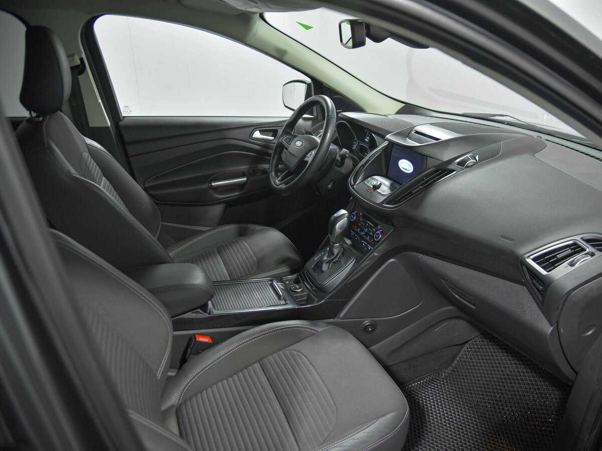 Купить Ford Kuga с пробегом. Фото: #16