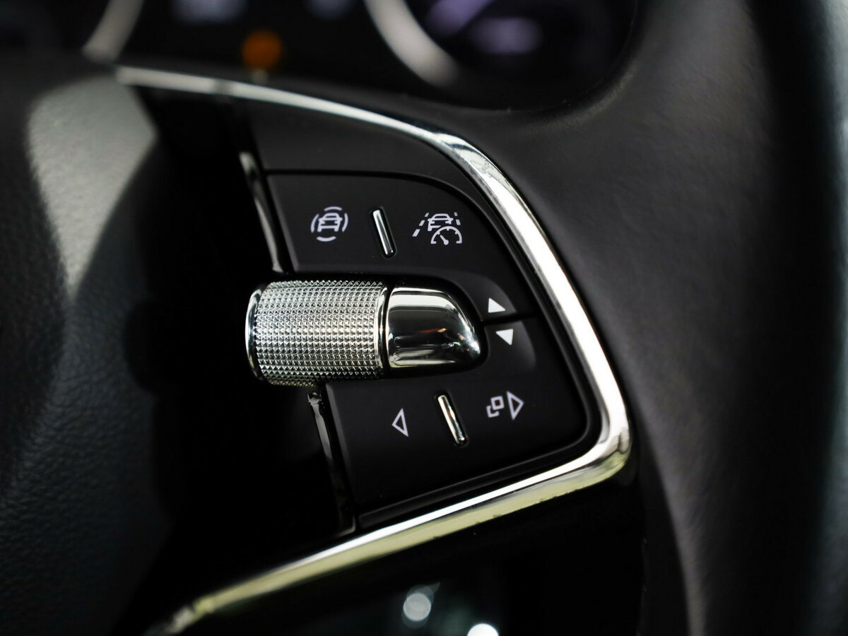 Купить Skoda Rapid с пробегом. Фото: #9