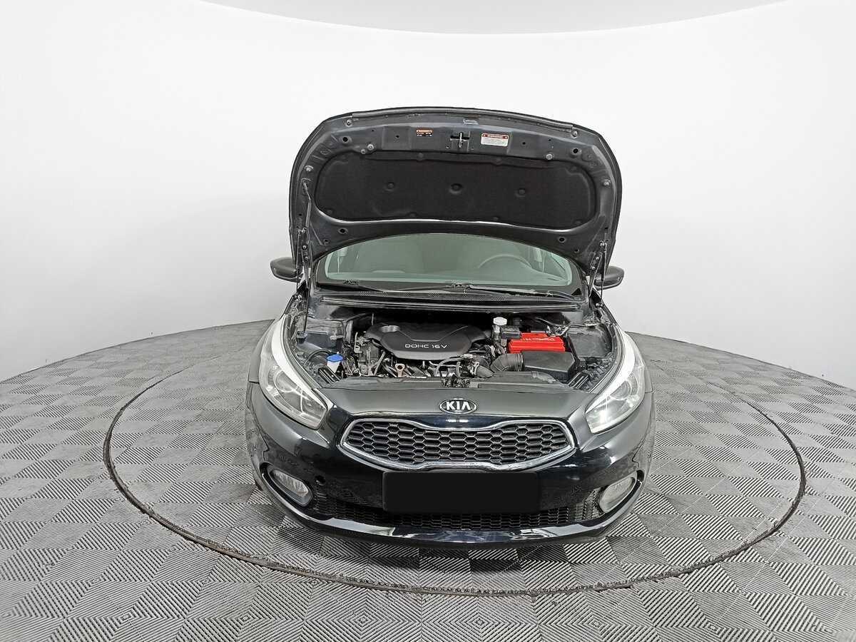 Купить Kia Ceed с пробегом. Фото: #8