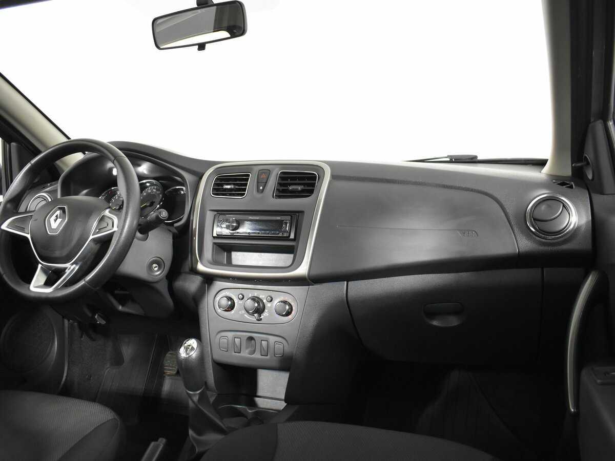 Купить Renault Logan с пробегом. Фото: #10