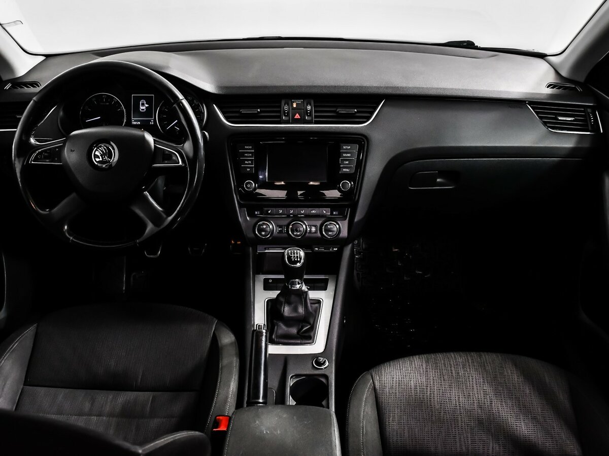 Купить Skoda Octavia с пробегом. Фото: #12