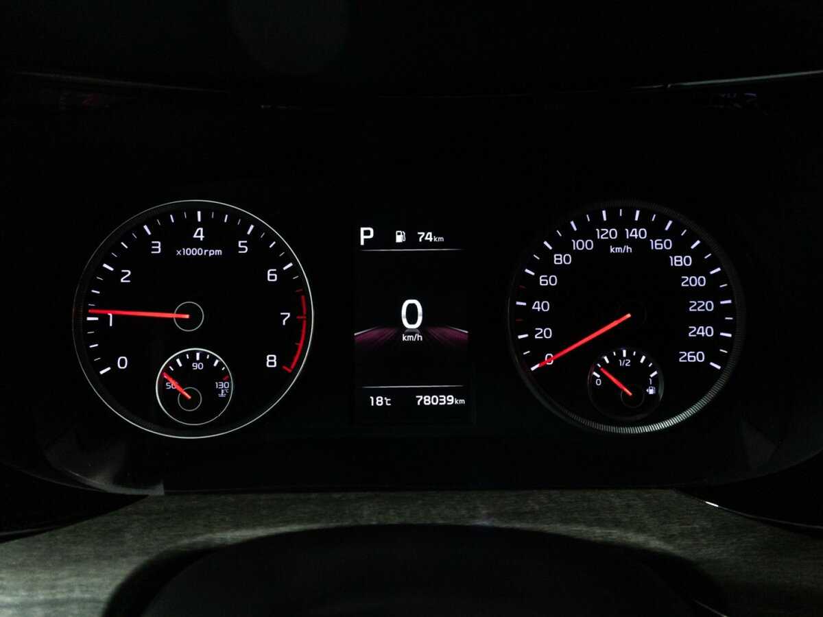 Купить Kia K5 с пробегом. Фото: #11